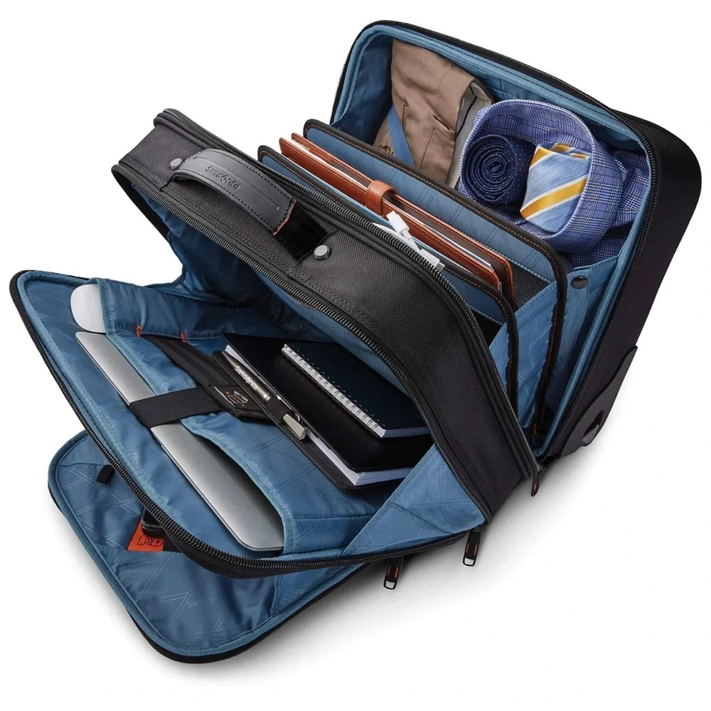 Samsonite Pro 4 DLX 2 Gusset Mobile Office